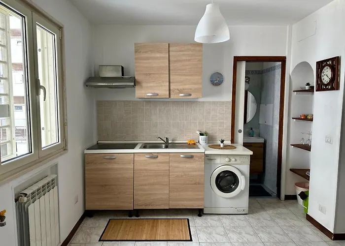 Rosesky Grande Casa In Centro Con 2 Bagni Apartmán *