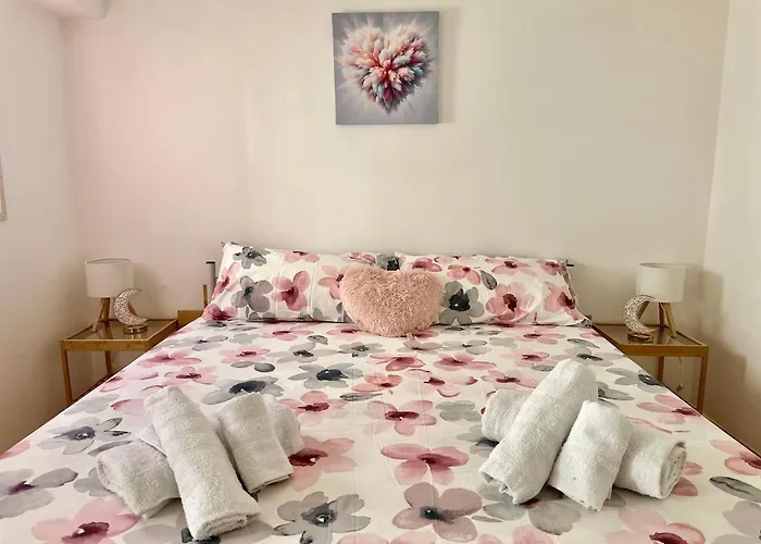 Rosesky Grande Casa In Centro Con 2 Bagni Apartmán *